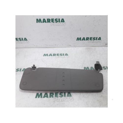 Renault - Master - Sun visor