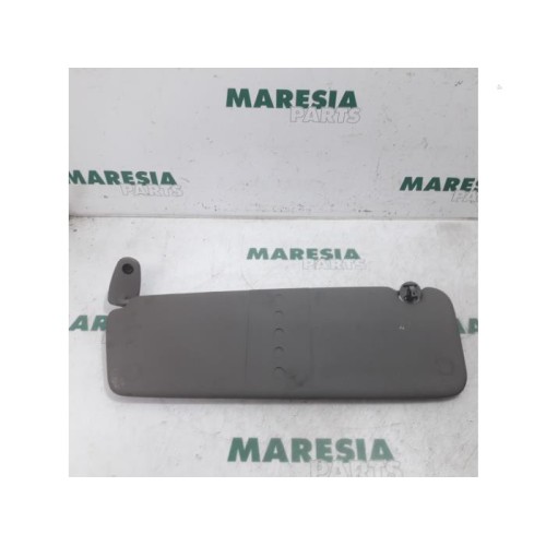 Renault - Master - Sun visor