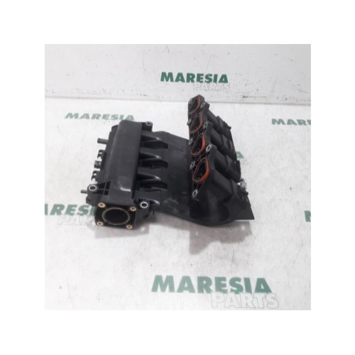 Renault - Clio - Intake manifold