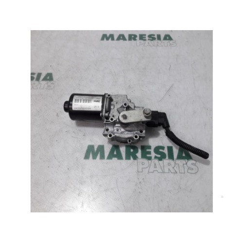 Fiat - 500L - Front wiper motor