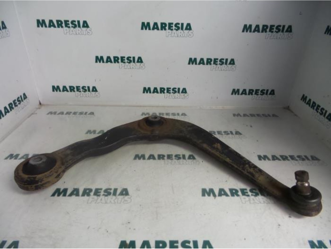 Peugeot - 206 - Front lower wishbone, right