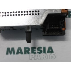 Peugeot - 206 - Radio CD Speler