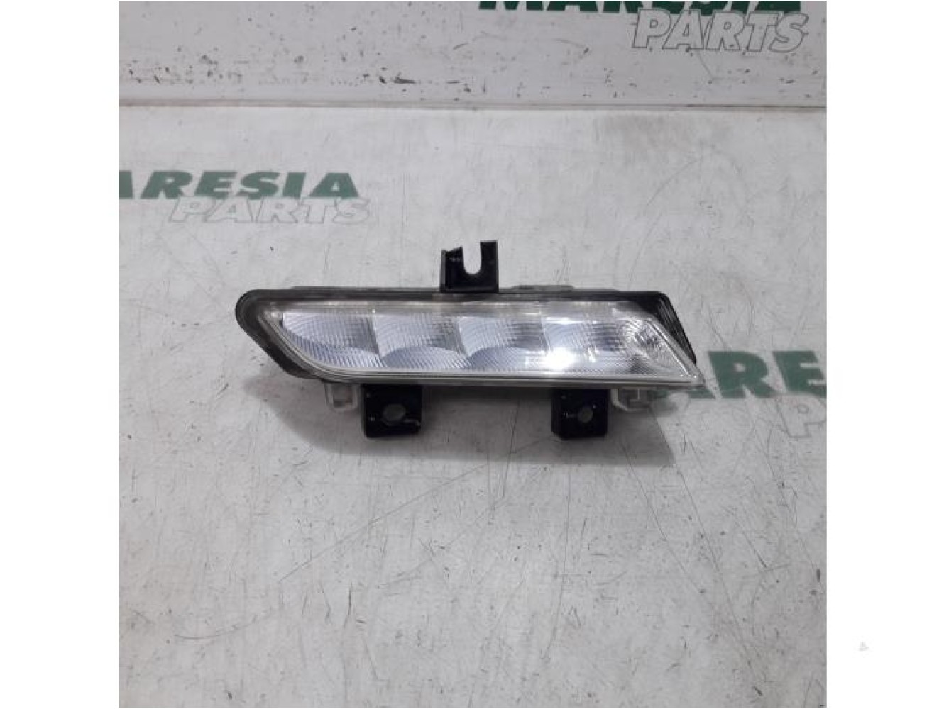 Renault - Clio - Daytime running light, right