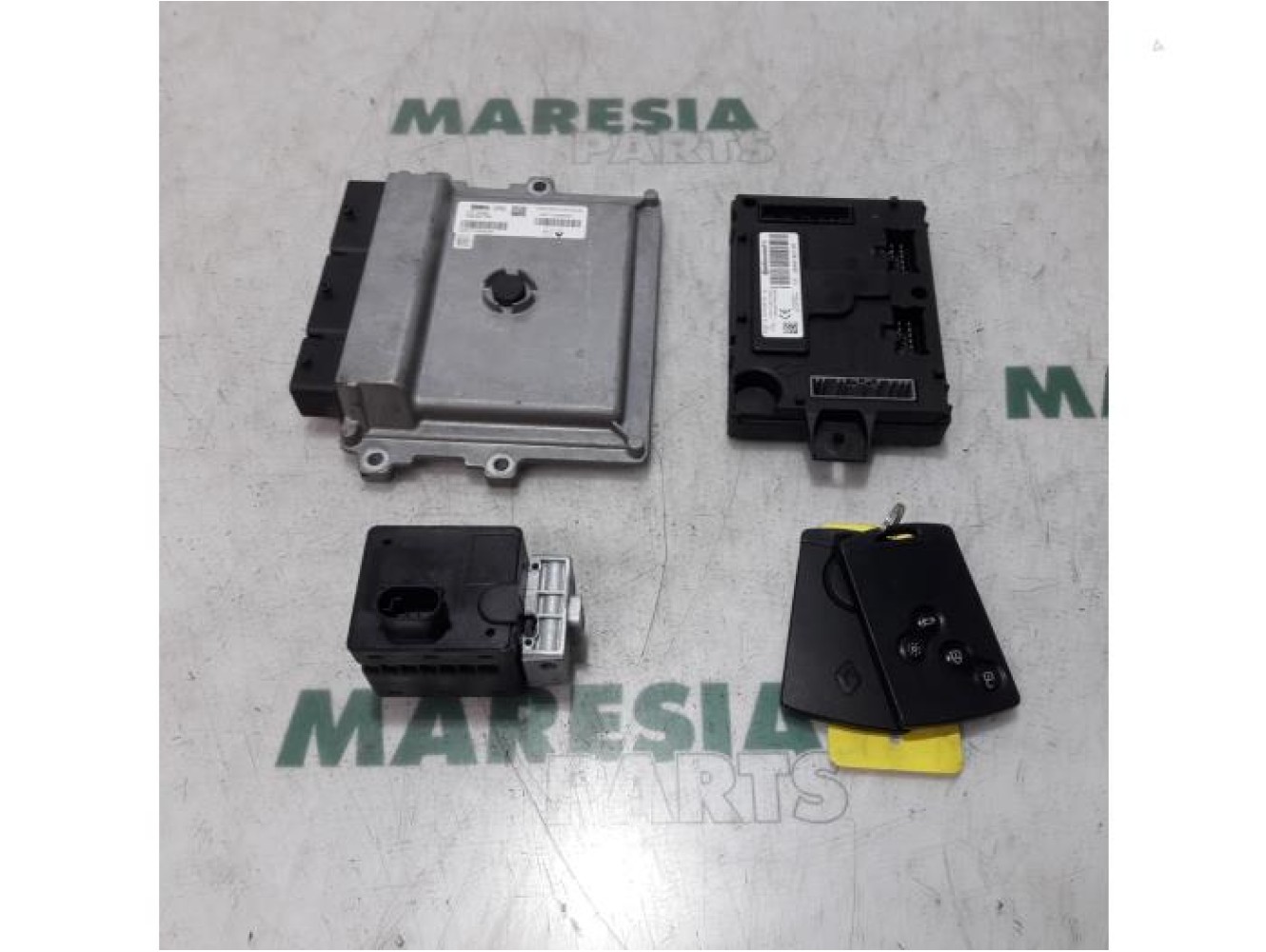 Renault - Clio - Engine management computer