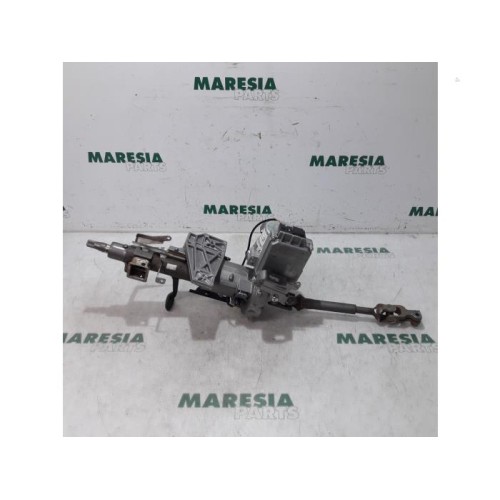 Renault - Clio - Steering column housing