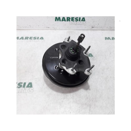 Renault - Clio - Brake servo