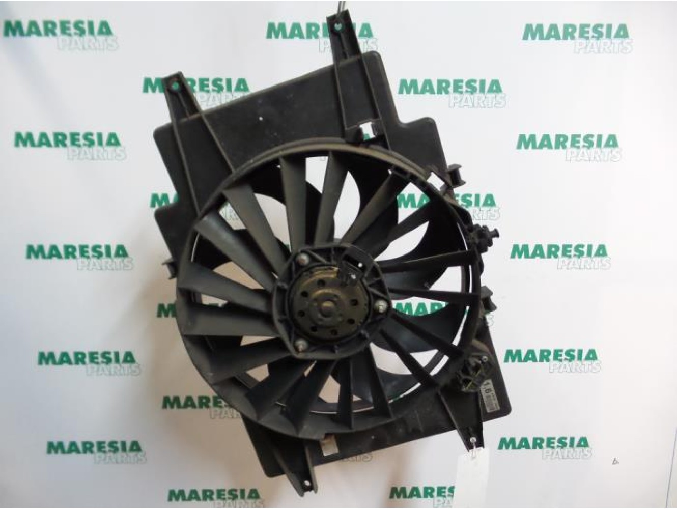 Alfa Romeo - 147 - Fan motor