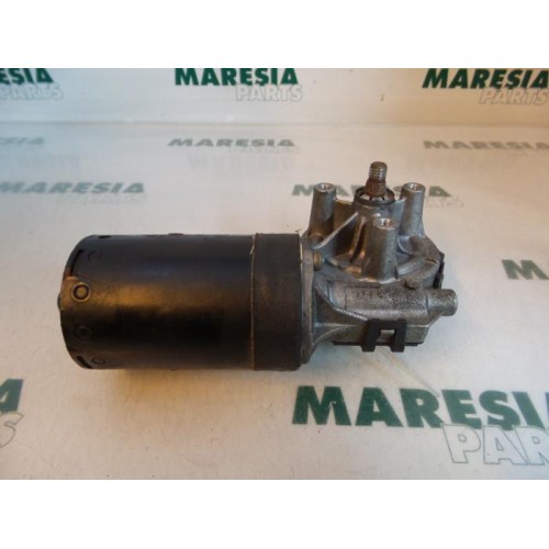 Peugeot - 206 - Front wiper motor