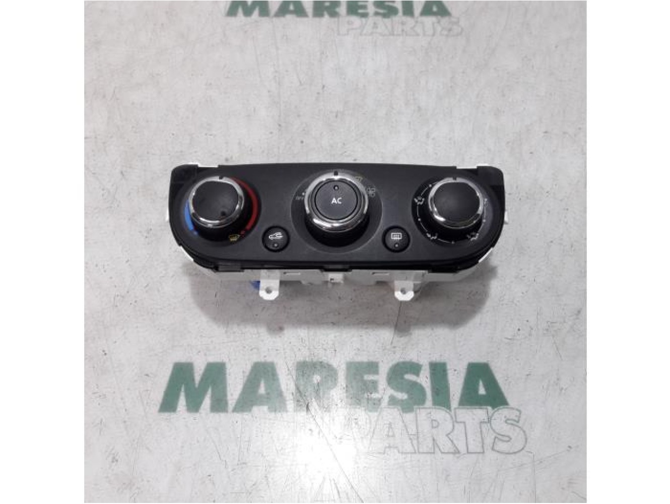 Renault - Clio - Heater control panel