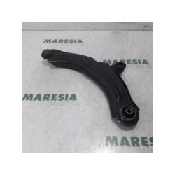 Renault - Clio - Front lower wishbone, right