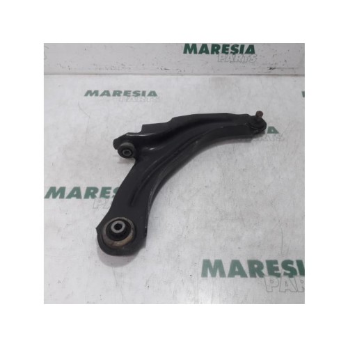 Renault - Clio - Front lower wishbone, right