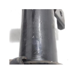 Renault - Clio - Front shock absorber rod, right