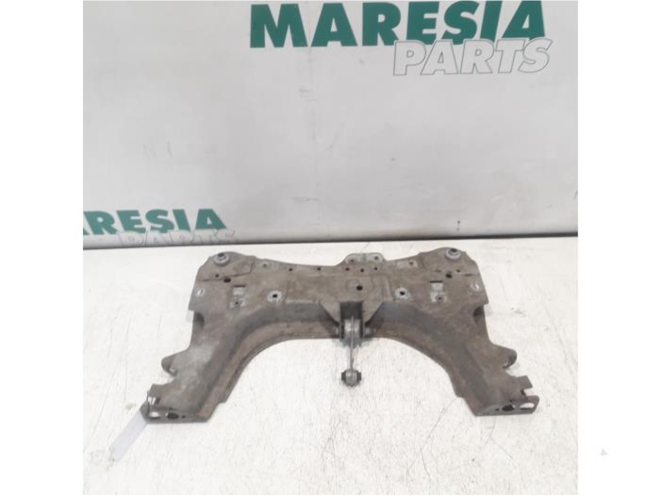 Renault - Clio - Subframe