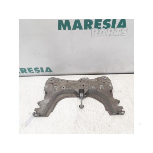 Renault - Clio - Subframe