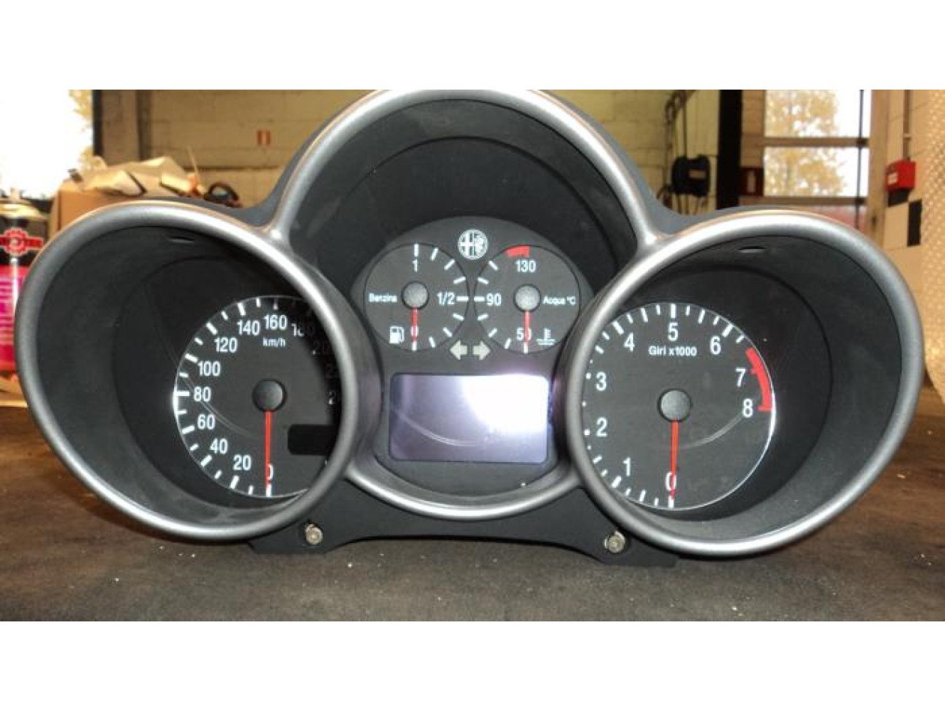Alfa Romeo - 147 - Instrumentenbrett