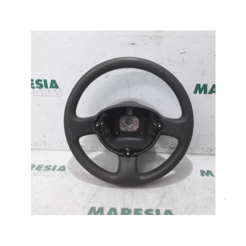 Fiat - Punto - Steering wheel