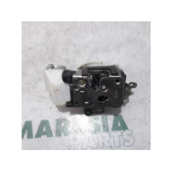 Fiat - Punto - Front door lock mechanism 4-door, right