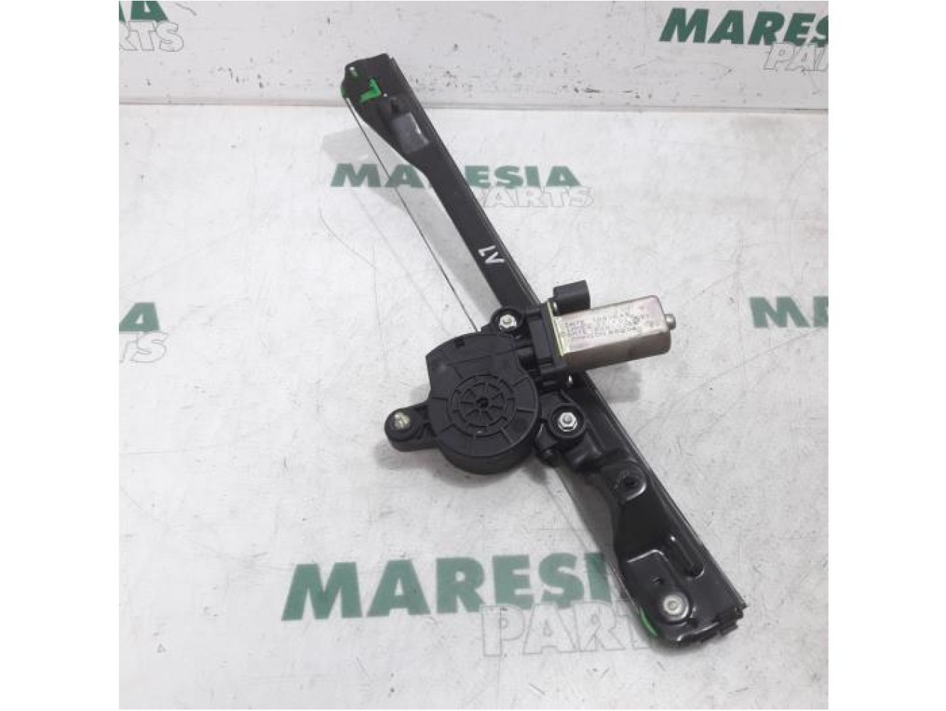 Fiat - Punto - Fenstermechanik 4-türig links vorne
