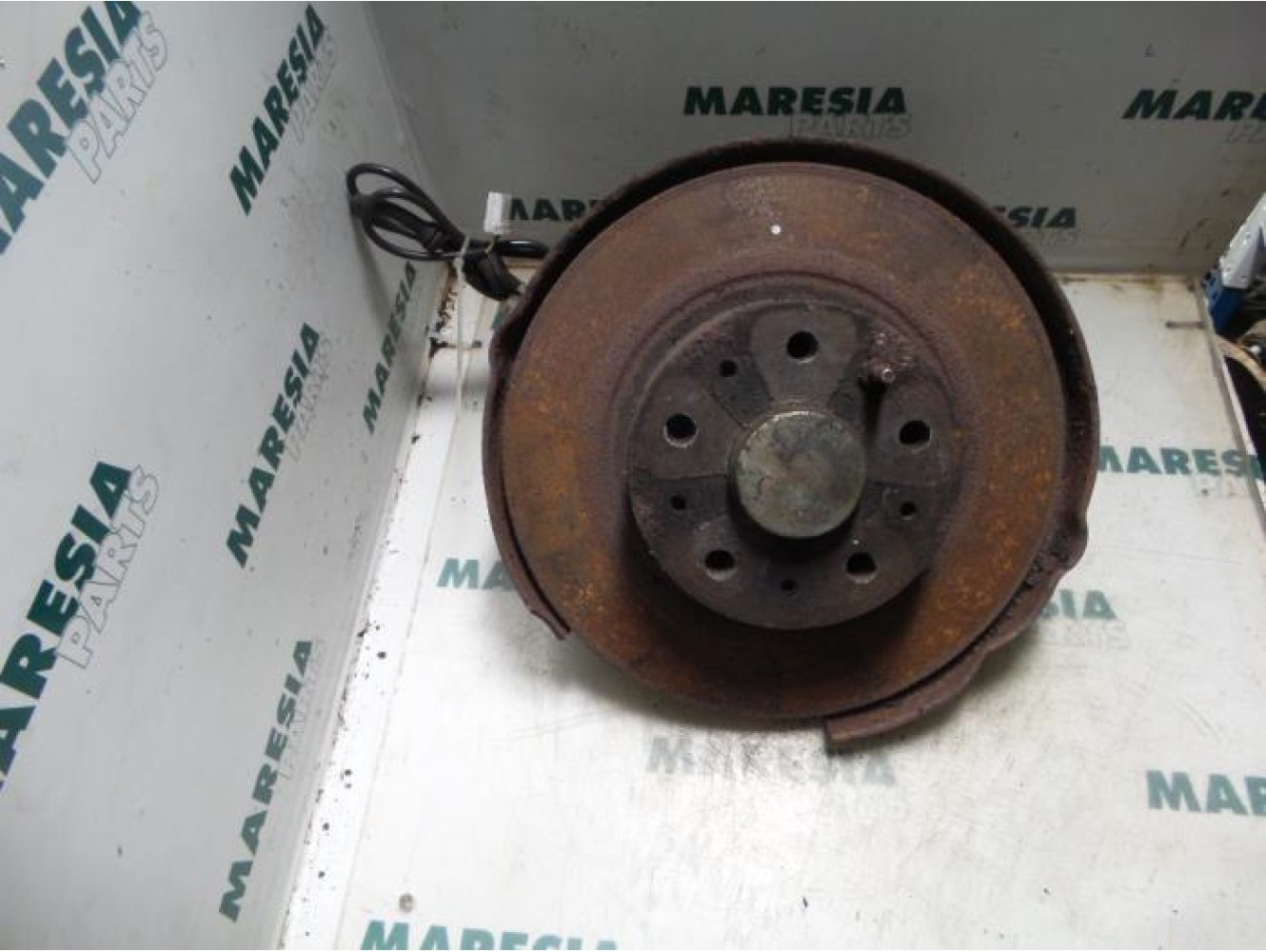 Alfa Romeo - 166 - Achsschenkel links hinten