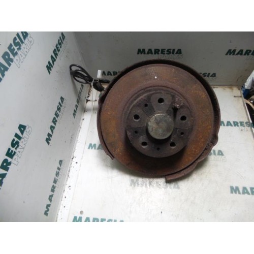 Alfa Romeo - 166 - Fusee links-achter