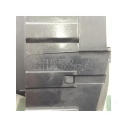 Citroen - C5 - Tailgate lock mechanism