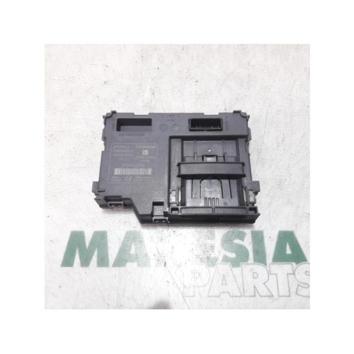 Renault - Clio - Card reader (lock)