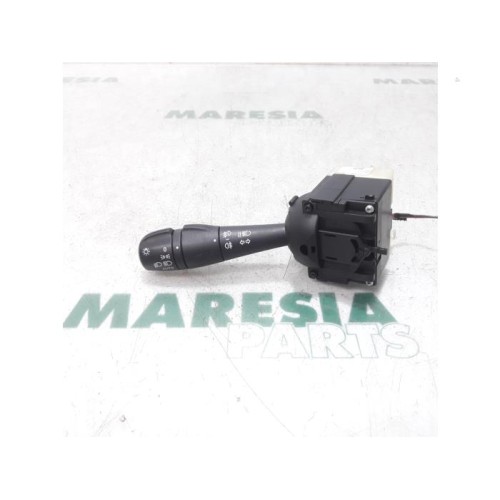 Renault - Clio - Indicator switch