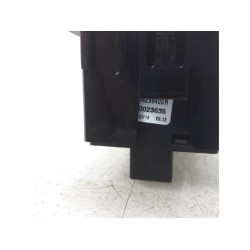 Renault - Clio - Multi-functional window switch