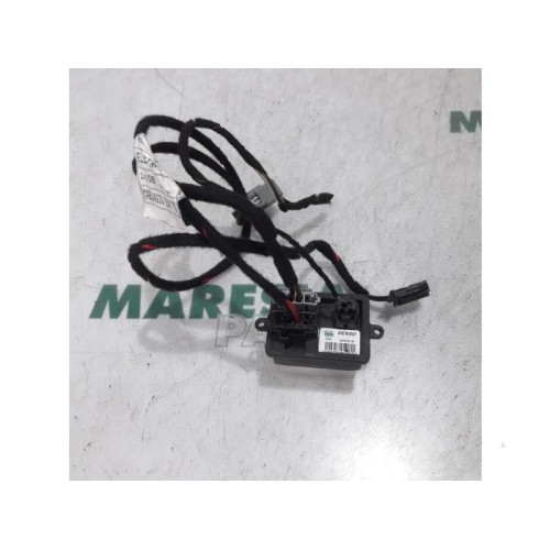 Renault - Clio - Heater resistor