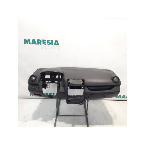 Renault - Clio - Right airbag (dashboard)