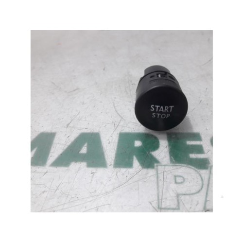 Renault - Clio - Start/stop switch