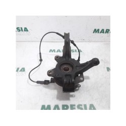 Renault - Clio - Knuckle, front right