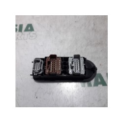 Renault - Megane Scenic - Multi-functional window switch