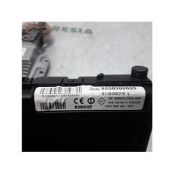 Renault - Megane Scenic - Engine management computer