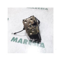 Renault - Megane Scenic - Front door lock mechanism 4-door, right