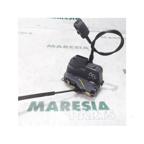 Renault - Megane Scenic - Rear door mechanism 4-door, right