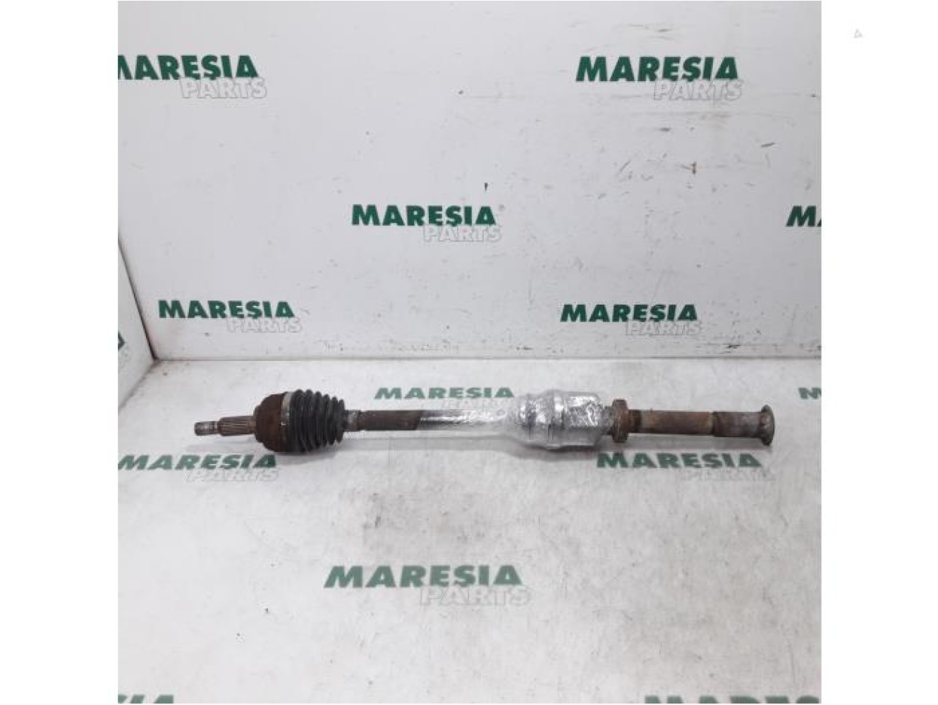 Renault - Megane Scenic - Front drive shaft, right