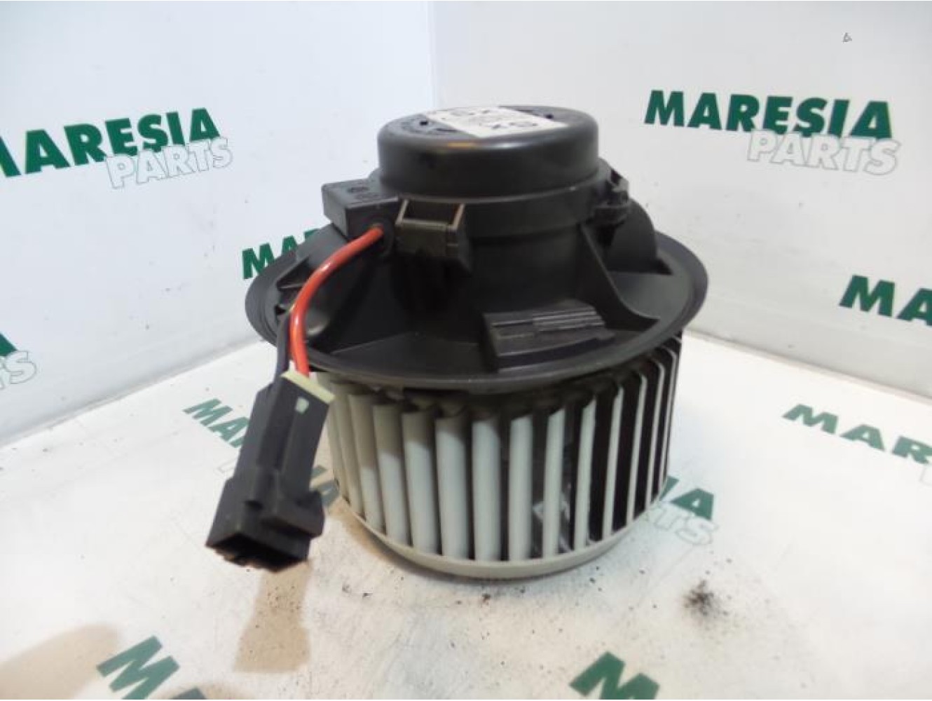 Alfa Romeo - 147 - Heating and ventilation fan motor