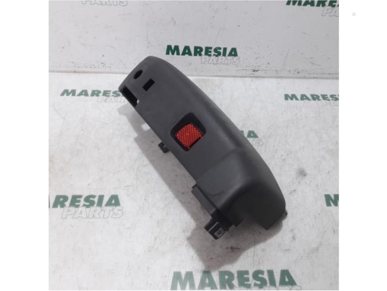 Fiat - Ducato - Rear bumper component, right