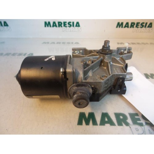 Fiat - Bravo - Front wiper motor