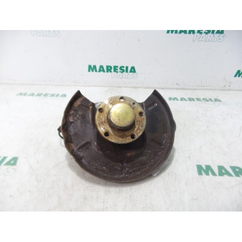 Alfa Romeo - 147 - Achsschenkel links hinten