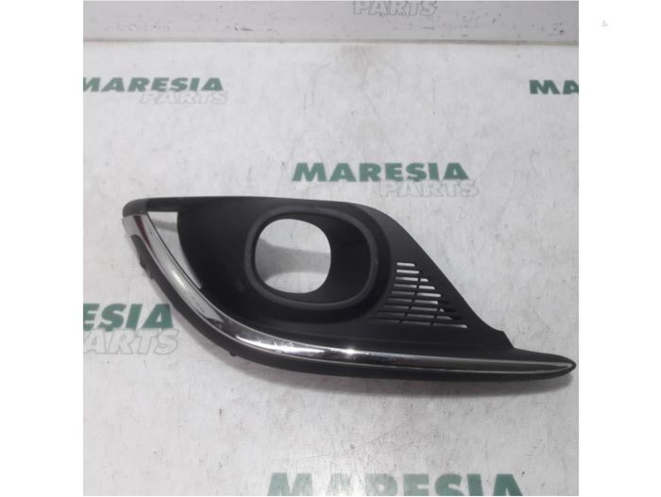 Renault - Megane Scenic - Afdekplaat mistlamp links