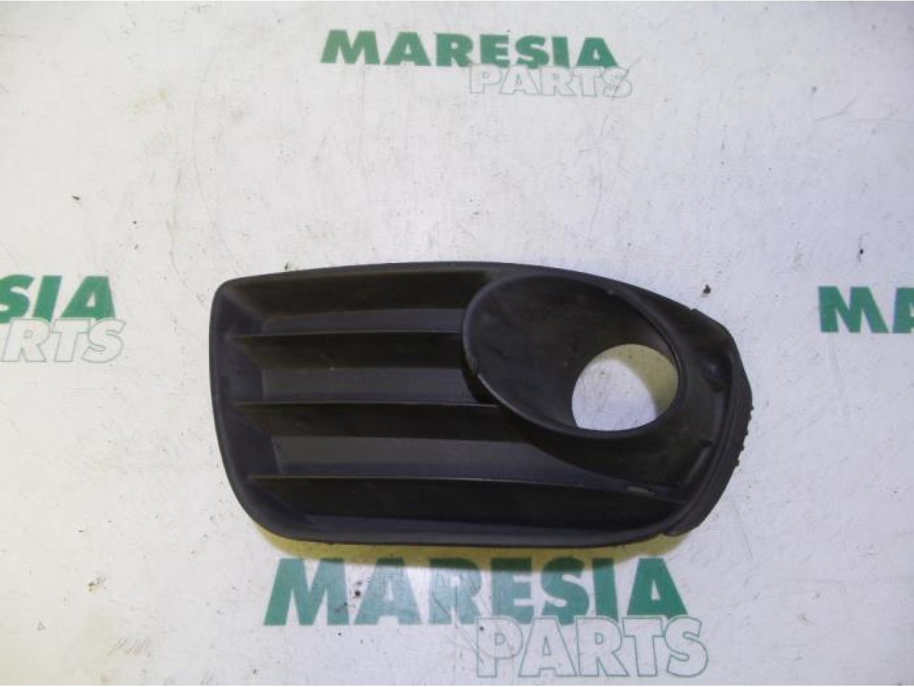 Fiat - Punto - Abdeckplatte Nebelscheinwerfer links
