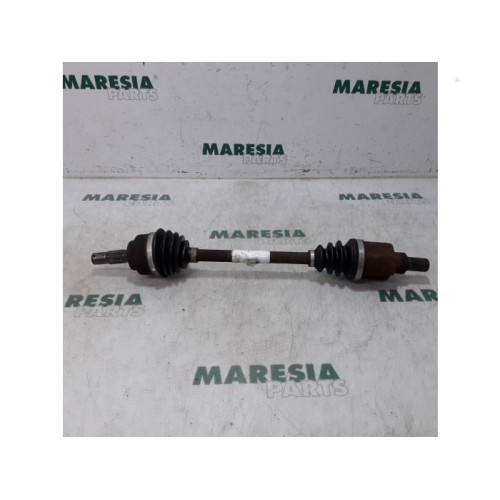 Peugeot - 207 - Aandrijfas links-voor