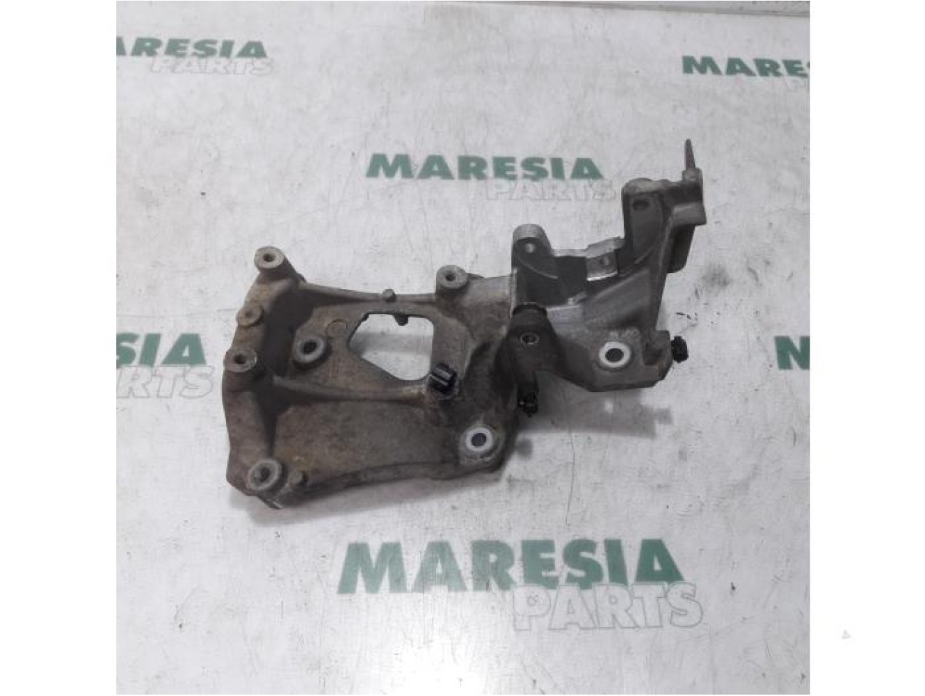 Fiat - Ducato - Support (miscellaneous)