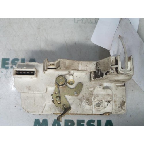 Peugeot - 307 - Rear door mechanism 4-door, right
