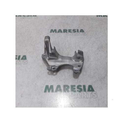 Renault - Megane Scenic - Support (miscellaneous)