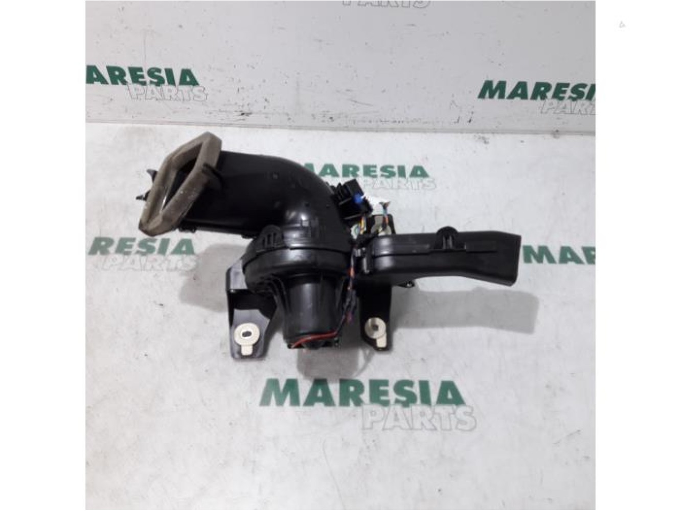 Peugeot - 5008 - Heating and ventilation fan motor