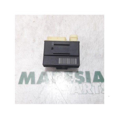 Peugeot - 5008 - Relay