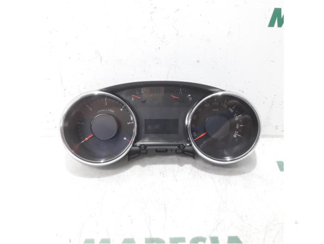 Peugeot - 5008 - Instrumentenbrett